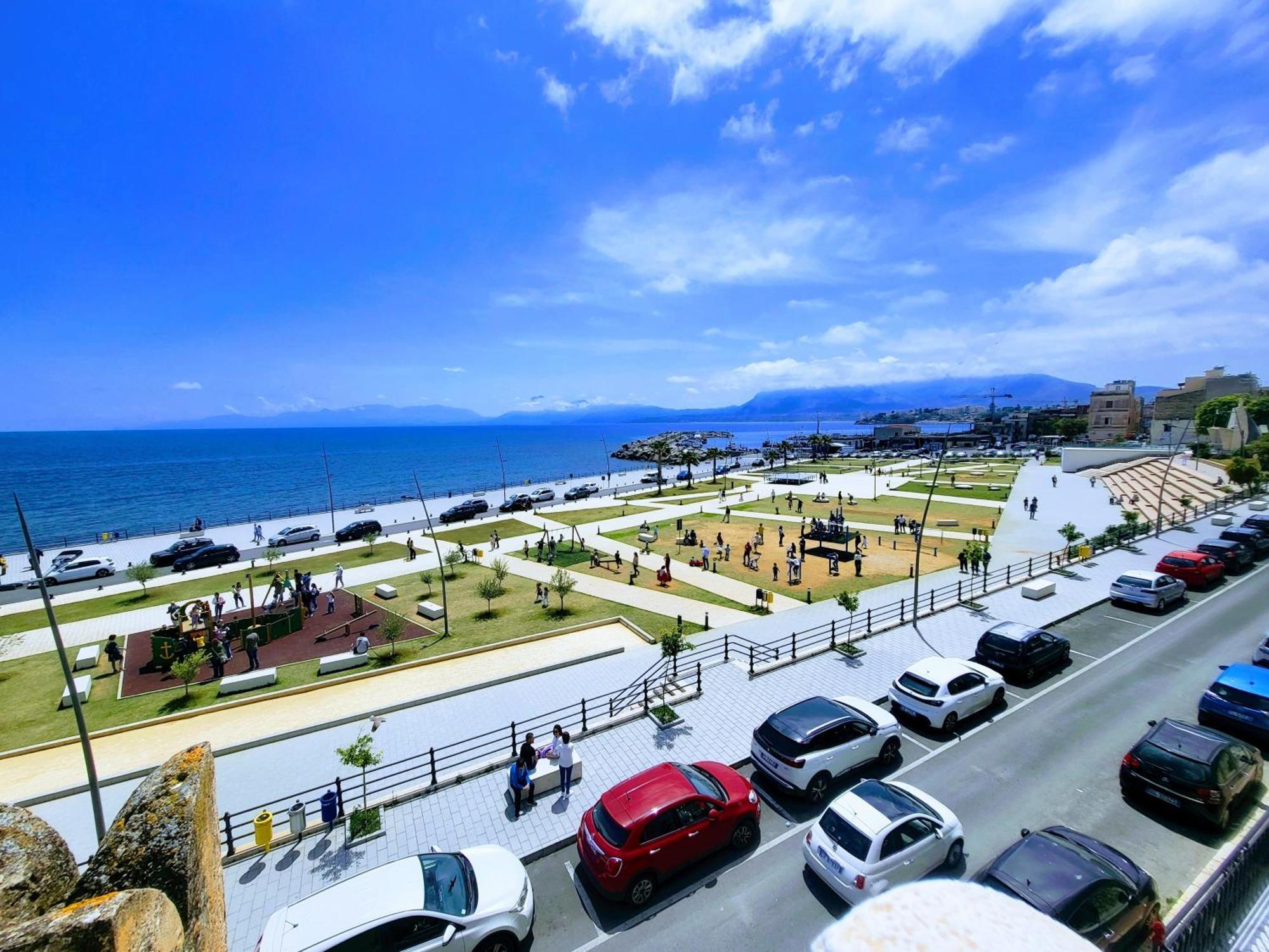 Apartament Seafront House Gabbiano Azzurro Santa Flavia Zewnętrze zdjęcie